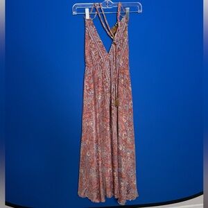Elegant Paisley Print Maxi Dress